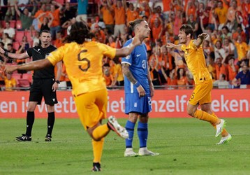 video Highlight : Hà Lan 3 - 0 Hy Lạp (Vòng loại EURO)